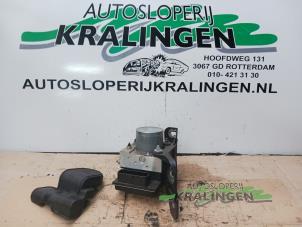 Usados Bomba ABS Opel Corsa D 1.3 CDTi 16V ecoFLEX Precio € 500,00 Norma de margen ofrecido por Autosloperij Kralingen B.V.