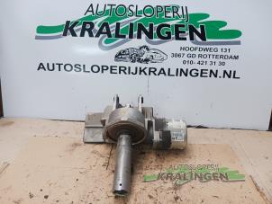 Usados Bomba de dirección asistida Opel Corsa D 1.3 CDTi 16V ecoFLEX Precio € 150,00 Norma de margen ofrecido por Autosloperij Kralingen B.V.