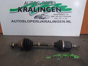 Used Front drive shaft, left Alfa Romeo 159 Sportwagon (939BX) 1.9 JTDm Price on request offered by Autosloperij Kralingen B.V.