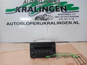 Usados Reproductor de CD y radio Alfa Romeo 159 Sportwagon (939BX) 1.9 JTDm Precio de solicitud ofrecido por Autosloperij Kralingen B.V.