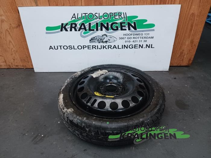 Gebrauchte Reserverad Opel Signum (F48) 2.2 direct 16V Preis € 50,00 Margenregelung angeboten von Autosloperij Kralingen B.V.