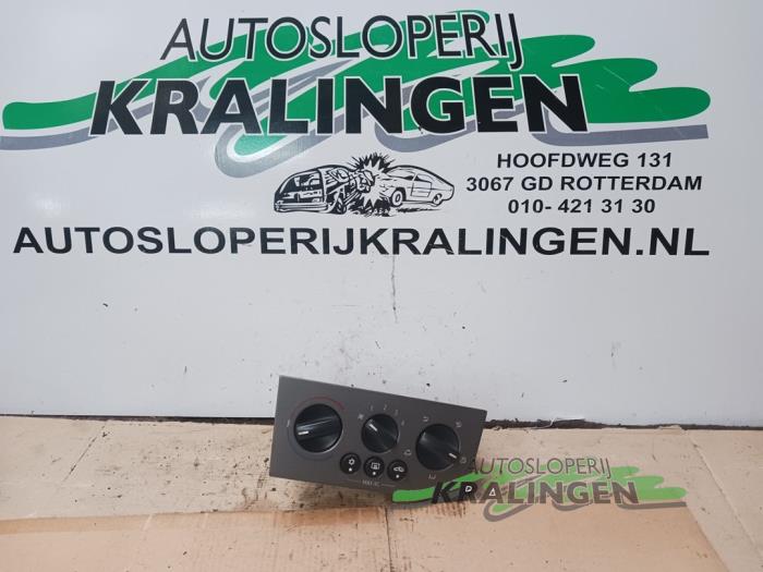 Begagnade Värmekontrollpanel Opel Meriva (A) 1.7 CDTI 16V Pris € 19,99 Marginaltabell erbjuds av Autosloperij Kralingen B.V.