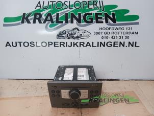 Gebrauchte Radio CD Spieler Opel Meriva 1.7 CDTI 16V Preis auf Anfrage angeboten von Autosloperij Kralingen B.V.