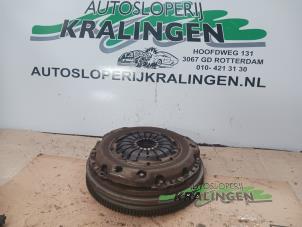 Used Dual mass flywheel Opel Signum (F48) 2.2 direct 16V Price on request offered by Autosloperij Kralingen B.V.