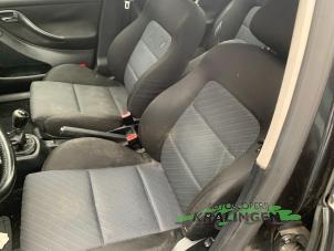 Used Set of upholstery (complete) Seat Leon (1M1) 1.6 16V Price € 150,00 Margin scheme offered by Autosloperij Kralingen B.V.