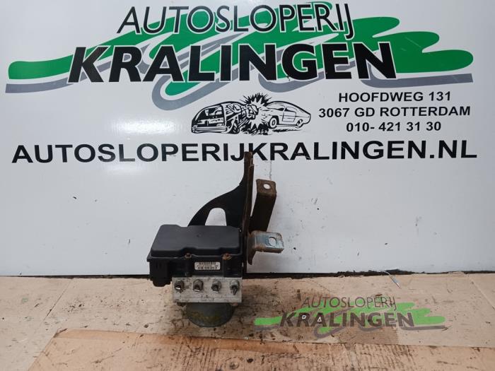 Begagnade ABS-pump Opel Meriva (A) 1.4 16V Twinport Pris € 4,98 Marginaltabell erbjuds av Autosloperij Kralingen B.V.