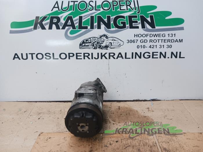 Usagé Compresseur de clim Opel Corsa D 1.3 CDTi 16V ecoFLEX Prix € 11,98 Règlement à la marge proposé par Autosloperij Kralingen B.V.