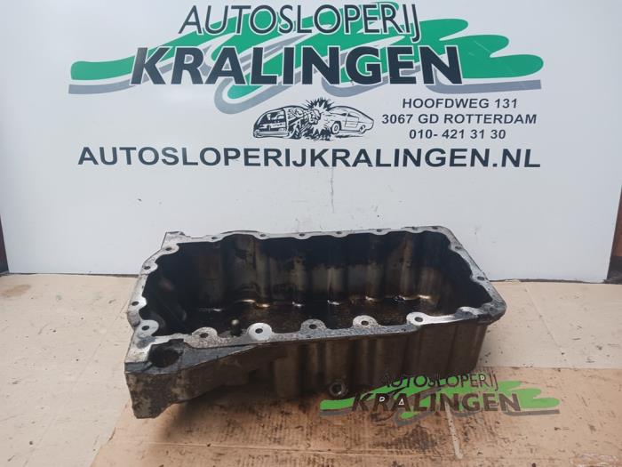 Usagé Couvercle carter Volkswagen Touran (1T1/T2) 2.0 FSI 16V Prix € 75,00 Règlement à la marge proposé par Autosloperij Kralingen B.V.