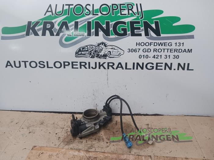Gebrauchte Drosselklappengehäuse Citroen Saxo 1.6 VTR Preis € 35,00 Margenregelung angeboten von Autosloperij Kralingen B.V.