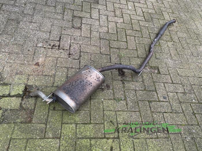 Usagé Echappement (complet) Renault Twingo (C06) 1.2 Prix € 50,00 Règlement à la marge proposé par Autosloperij Kralingen B.V.