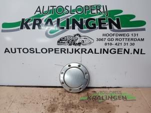 Usados Tapa de depósito Audi TT (8N3) 1.8 20V Turbo Precio € 25,00 Norma de margen ofrecido por Autosloperij Kralingen B.V.