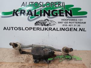 Usados Mecanismo y motor de limpiaparabrisas Opel Agila (B) 1.2 16V Precio € 50,00 Norma de margen ofrecido por Autosloperij Kralingen B.V.