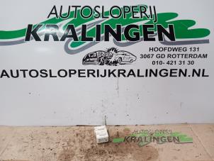Używane Modul centralnego zamka Opel Agila (B) 1.2 16V Cena € 20,00 Procedura marży oferowane przez Autosloperij Kralingen B.V.