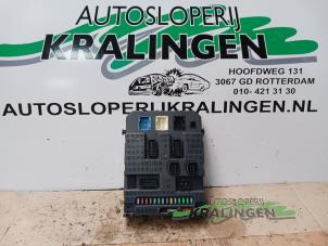 Usagé Boîte à fusibles Citroen C4 Berline (LC) 1.4 16V Prix € 150,00 Règlement à la marge proposé par Autosloperij Kralingen B.V.