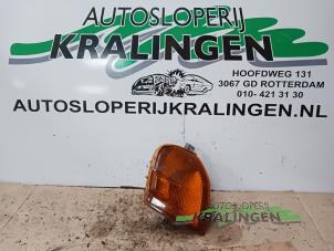 Usagé Feu clignotant droit Toyota Starlet (EP9) 1.3,XLi,GLi 16V Prix € 15,00 Règlement à la marge proposé par Autosloperij Kralingen B.V.