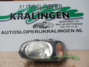 Gebrauchte Scheinwerfer links Suzuki Alto (RF410) 1.1 16V Preis € 25,00 Margenregelung angeboten von Autosloperij Kralingen B.V.