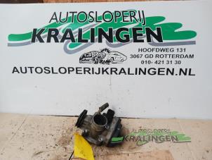 Gebrauchte Drosselklappengehäuse Chevrolet Kalos (SF48) 1.2 Preis € 35,00 Margenregelung angeboten von Autosloperij Kralingen B.V.