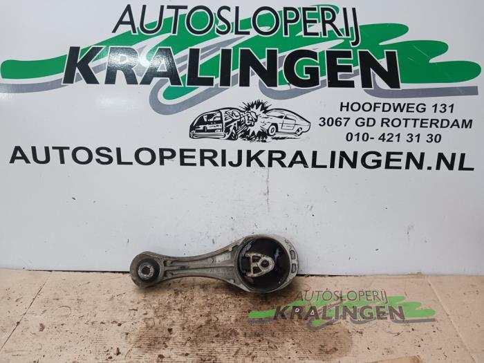 Used Engine mount Renault Kangoo Express (FW) 1.5 dCi 105 Price € 29,99 Margin scheme offered by Autosloperij Kralingen B.V.