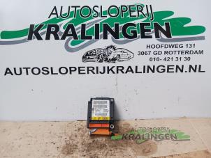 Usagé Boitier airbag Peugeot 1007 (KM) 1.4 Prix € 50,00 Règlement à la marge proposé par Autosloperij Kralingen B.V.