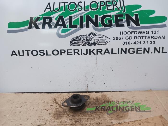 Used Engine mount Renault Kangoo Express (FC) 1.5 dCi 60 Price € 19,99 Margin scheme offered by Autosloperij Kralingen B.V.