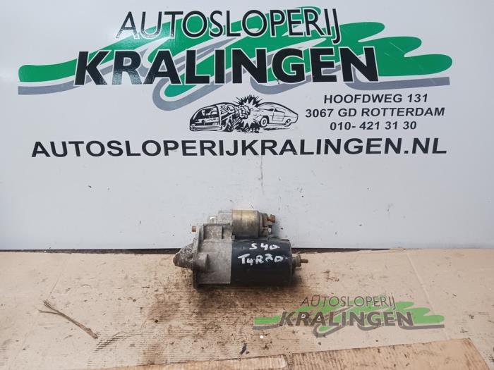 Begagnade Startmotor Volvo S40 (VS) 2.0 16V Turbo Pris € 24,98 Marginaltabell erbjuds av Autosloperij Kralingen B.V.