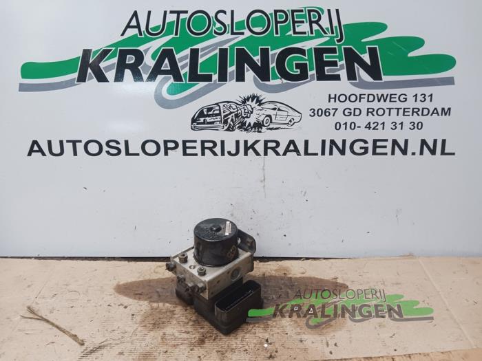 Used ABS pump Ford Fiesta 6 (JA8) 1.25 16V Price € 34,98 Margin scheme offered by Autosloperij Kralingen B.V.