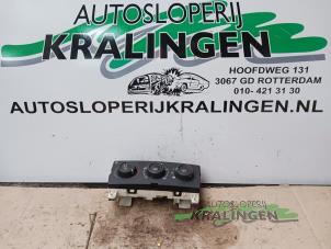 Usagé Panneau de commandes chauffage Renault Laguna II Grandtour (KG) 1.8 16V Prix € 25,00 Règlement à la marge proposé par Autosloperij Kralingen B.V.