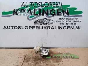 Używane Przelacznik pokrywy bagaznika Volkswagen Fox (5Z) 1.2 Cena € 50,00 Procedura marży oferowane przez Autosloperij Kralingen B.V.
