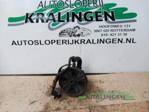 Used Power steering pump Volvo S40 (VS) 2.0 16V Turbo Price € 50,00 Margin scheme offered by Autosloperij Kralingen B.V.