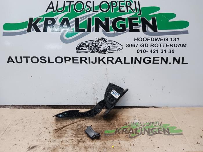 Begagnade Gaspedalsensor Opel Agila (B) 1.2 16V Pris € 25,00 Marginaltabell erbjuds av Autosloperij Kralingen B.V.