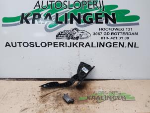 Używane Czujnik polozenia pedalu gazu Opel Agila (B) 1.2 16V Cena € 25,00 Procedura marży oferowane przez Autosloperij Kralingen B.V.