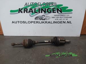 Usagé Arbre de transmission avant gauche Opel Corsa C (F08/68) 1.2 16V Twin Port Prix sur demande proposé par Autosloperij Kralingen B.V.