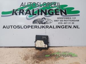 Używane Sterownik Body Control Renault Twingo II (CN) 1.2 16V Cena na żądanie oferowane przez Autosloperij Kralingen B.V.