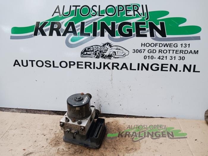 Usagé Pompe ABS Audi A3 (8P1) 1.6 Prix € 9,98 Règlement à la marge proposé par Autosloperij Kralingen B.V.