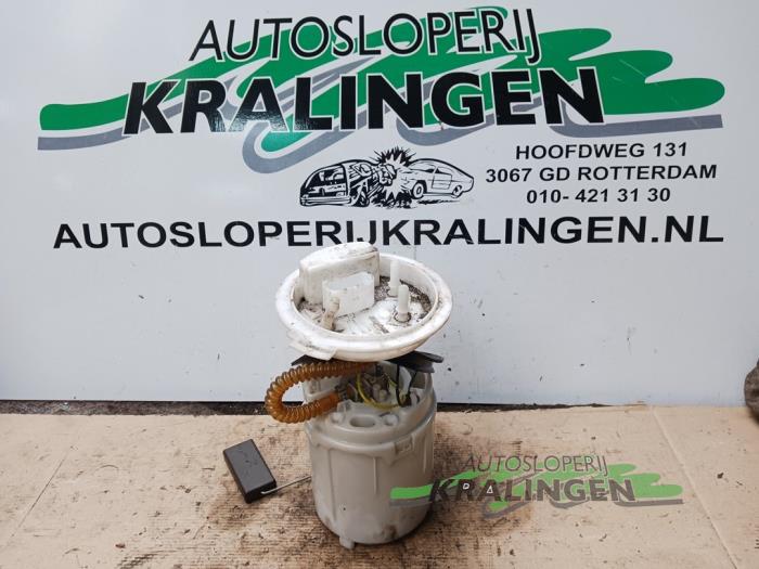 Begagnade Bensinpump Audi A3 (8P1) 1.6 Pris € 39,97 Marginaltabell erbjuds av Autosloperij Kralingen B.V.