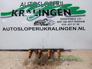 Używane Wtryskiwacz (wtrysk benzyny) Opel Agila (B) 1.2 16V Cena € 50,00 Procedura marży oferowane przez Autosloperij Kralingen B.V.