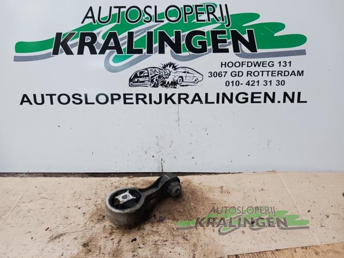 Used Engine mount Renault Trafic (1FL/2FL/3FL/4FL) 1.6 dCi 115 Price € 30,25 Inclusive VAT offered by Autosloperij Kralingen B.V.