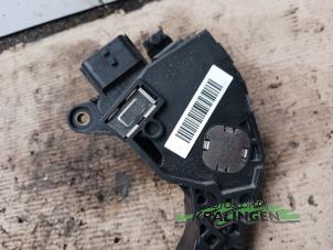 Gaspedalposition Sensor van een Renault Trafic (1FL/2FL/3FL/4FL) 1.6 dCi 115 2016