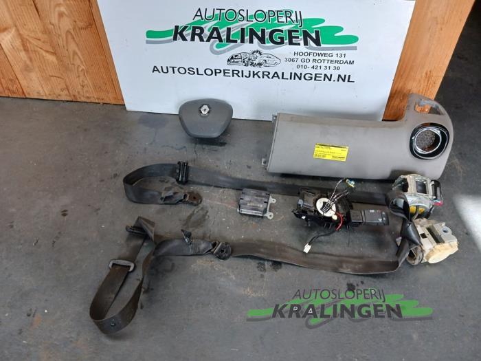 Renault Trafic Airbag Sets + Module Vorrat | ProxyParts.de