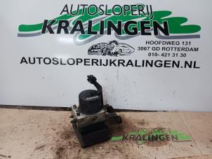 Used ABS pump Mini Mini Cooper S (R53) 1.6 16V Price € 100,00 Margin scheme offered by Autosloperij Kralingen B.V.