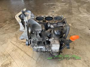 Used Engine crankcase Volkswagen Polo V (6R) 1.2 TDI 12V BlueMotion Price on request offered by Autosloperij Kralingen B.V.