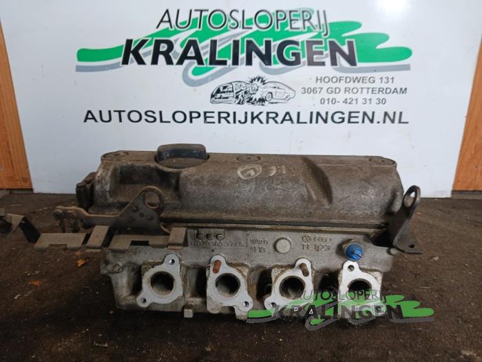 Begagnade Topplock Volkswagen Polo III (6N1) 1.3i 55 Pris € 99,99 Marginaltabell erbjuds av Autosloperij Kralingen B.V.