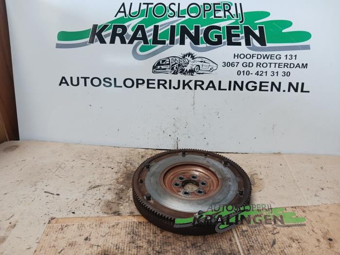Gebrauchte Schwungrad Volkswagen Caddy III (2KA,2KH,2CA,2CH) 2.0 SDI Preis € 75,00 Margenregelung angeboten von Autosloperij Kralingen B.V.