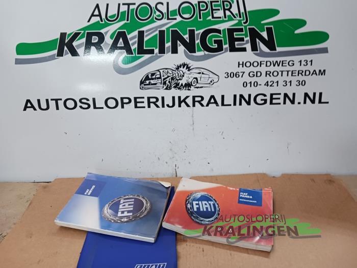 Używane Instrukcja Fiat Panda (169) 1.2 Fire Cena € 25,00 Procedura marży oferowane przez Autosloperij Kralingen B.V.
