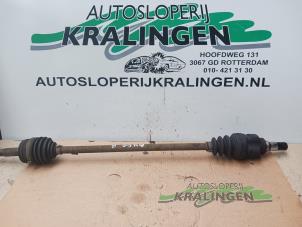 Usagé Cardan droit (transmission) Toyota Aygo (B10) 1.0 12V VVT-i Prix € 35,00 Règlement à la marge proposé par Autosloperij Kralingen B.V.