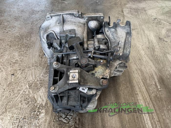 Gebrauchte Getriebe Mazda 3 Sport (BK) 1.6 CiTD 16V Preis € 99,98 Margenregelung angeboten von Autosloperij Kralingen B.V.