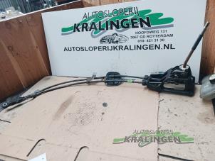 Używane Przewód przelaczajacy skrzyni biegów Peugeot 107 1.0 12V Cena € 50,00 Procedura marży oferowane przez Autosloperij Kralingen B.V.