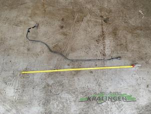 Used Fuel line Renault Master IV (MA/MB/MC/MD/MH/MF/MG/MH) 2.3 dCi 16V Price on request offered by Autosloperij Kralingen B.V.