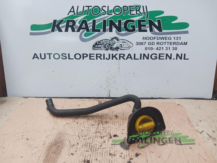 Gebrauchte Öl Füllrohr Renault Master III (MA/MB/MC/MD/MH/MF/MG/MH) 2.3 dCi 16V Preis € 29,99 Margenregelung angeboten von Autosloperij Kralingen B.V.
