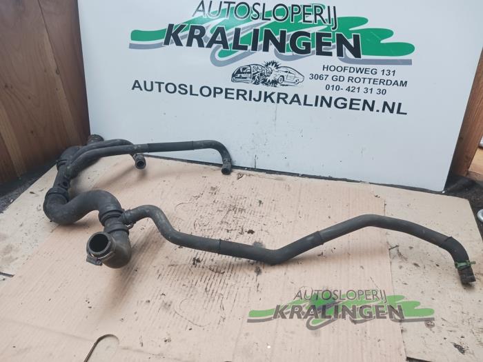 Begagnade Kylarslang Renault Master III (MA/MB/MC/MD/MH/MF/MG/MH) 2.3 dCi 16V Pris € 40,00 Marginaltabell erbjuds av Autosloperij Kralingen B.V.